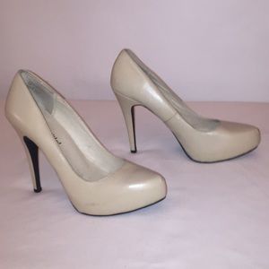Michael Cream Leather Stiletto Pumps Size 8 M